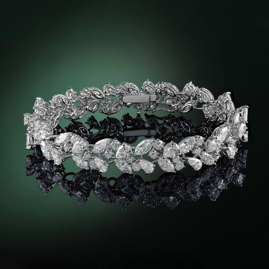 Serene-Loop-Pear-x-Round-Cut-Bracelet-in-White-Gold