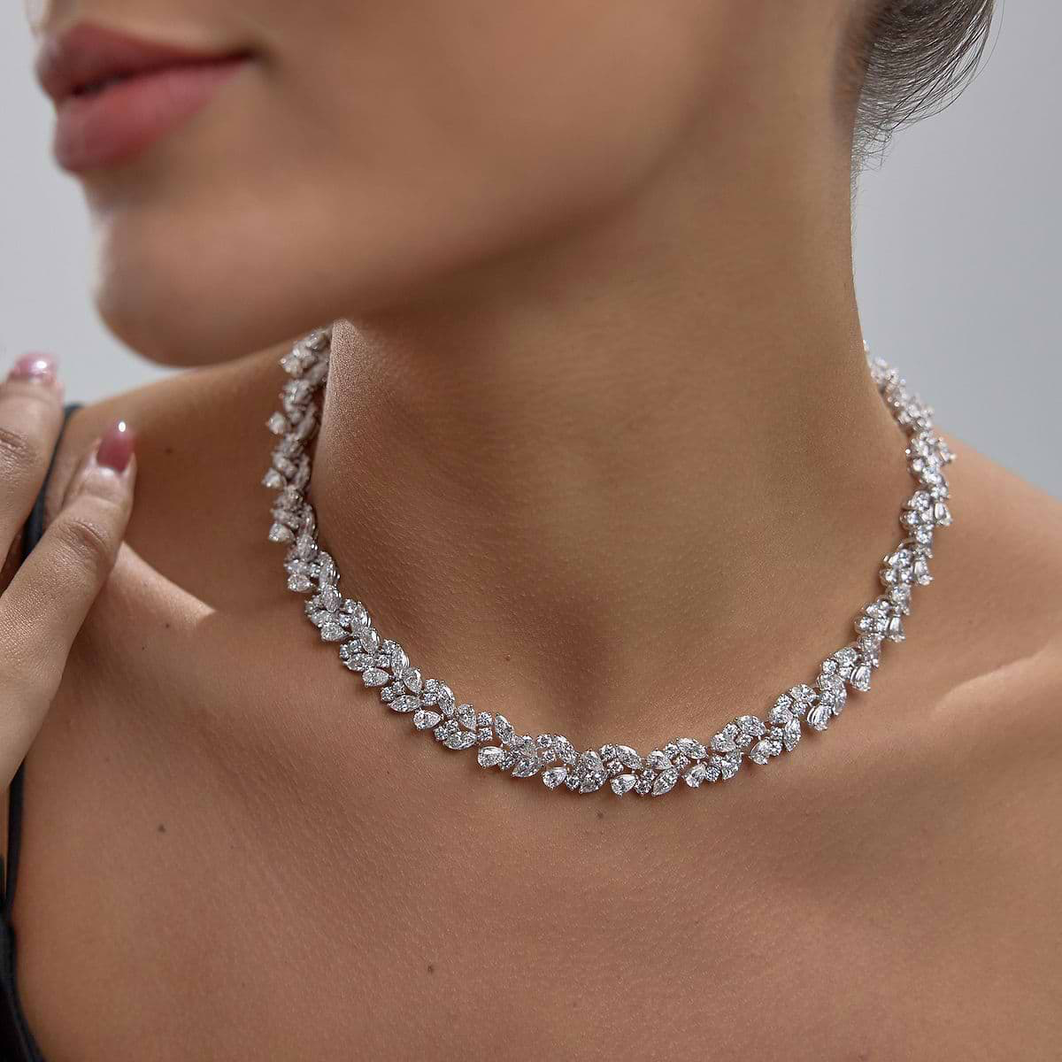 Regalia-Grand-Diamond-Choker
