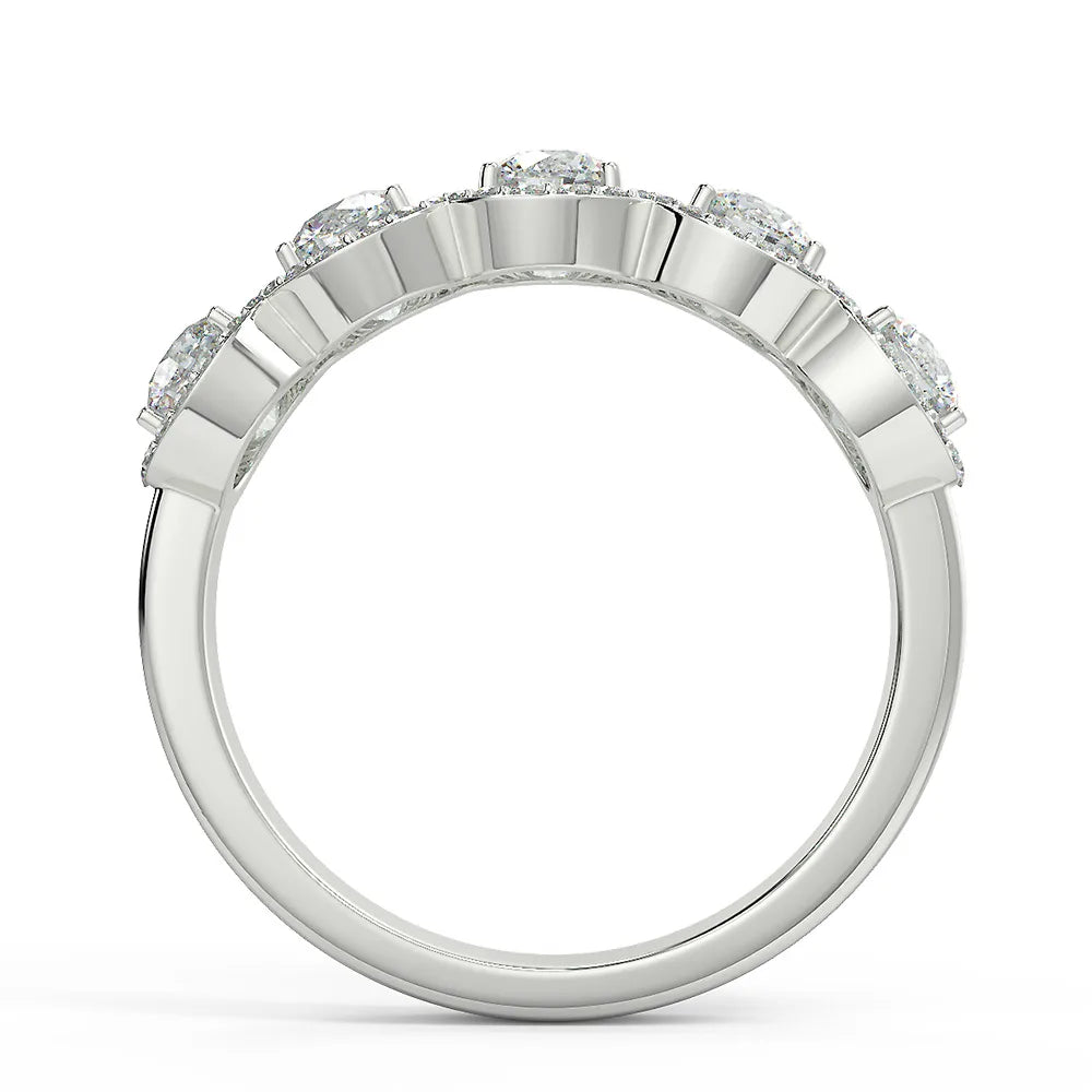 Glamorous Halo G VS1 Lab Grown Diamond Band