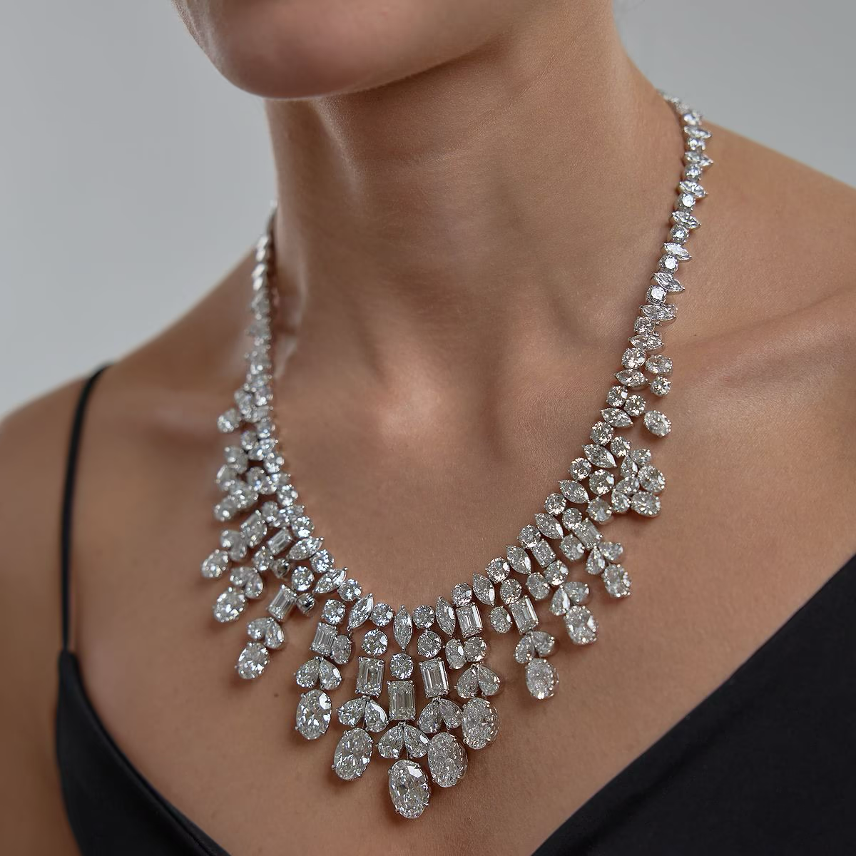 Vespera-Crown-High-Carat-Mixed-Shape-Diamond-Necklace
